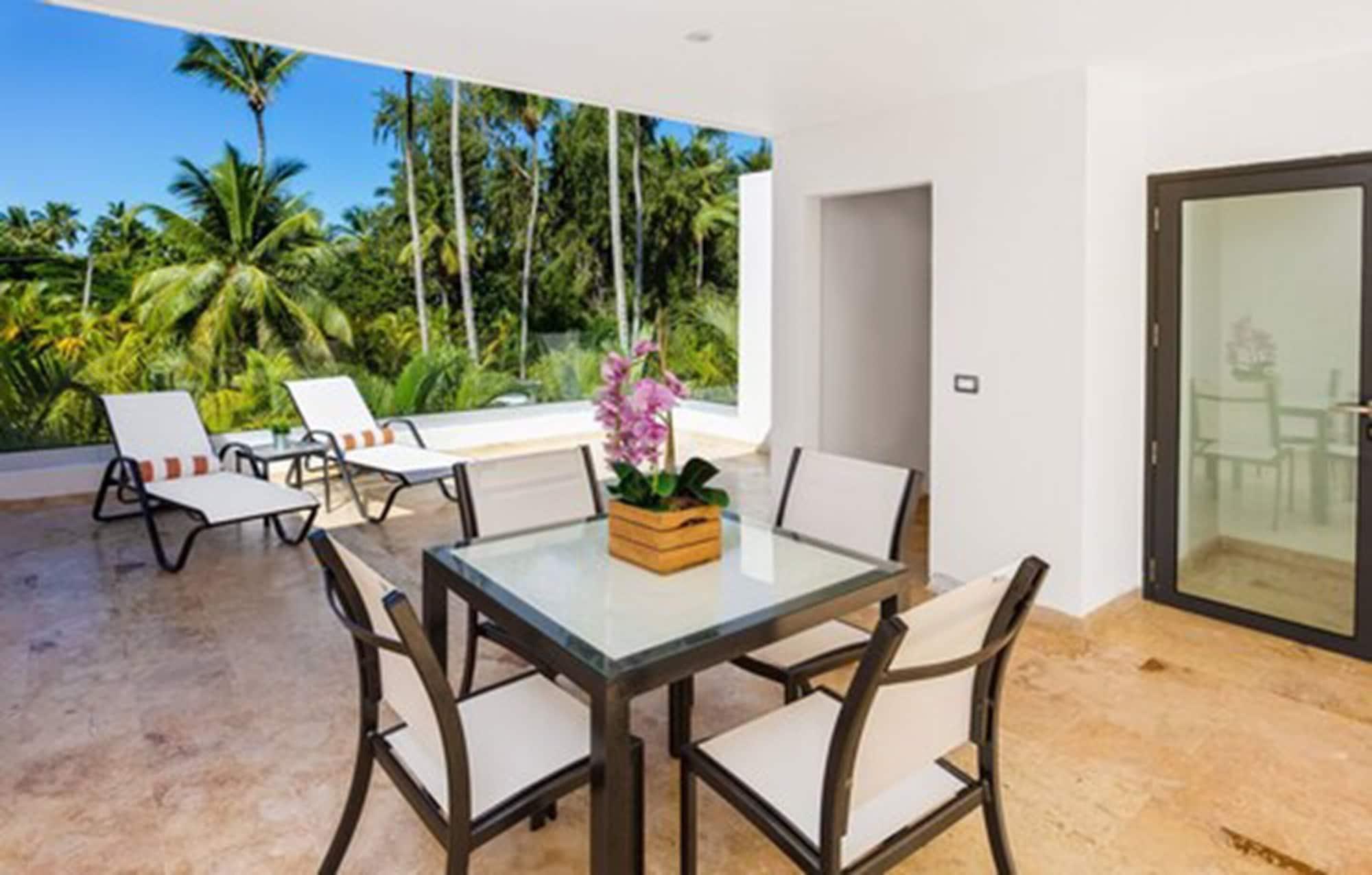 לאס טרנאס Louisa Apartamentos מראה חיצוני תמונה