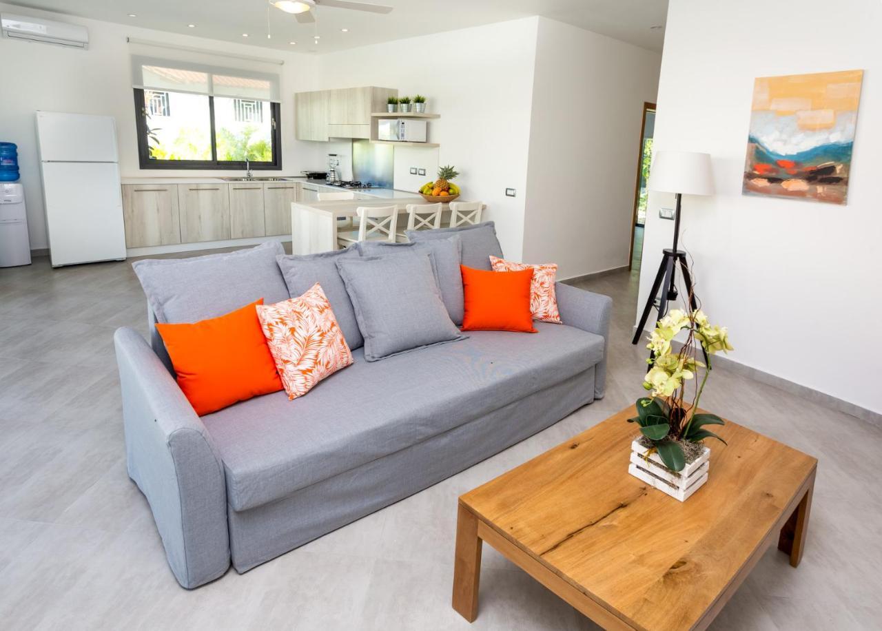 לאס טרנאס Louisa Apartamentos מראה חיצוני תמונה